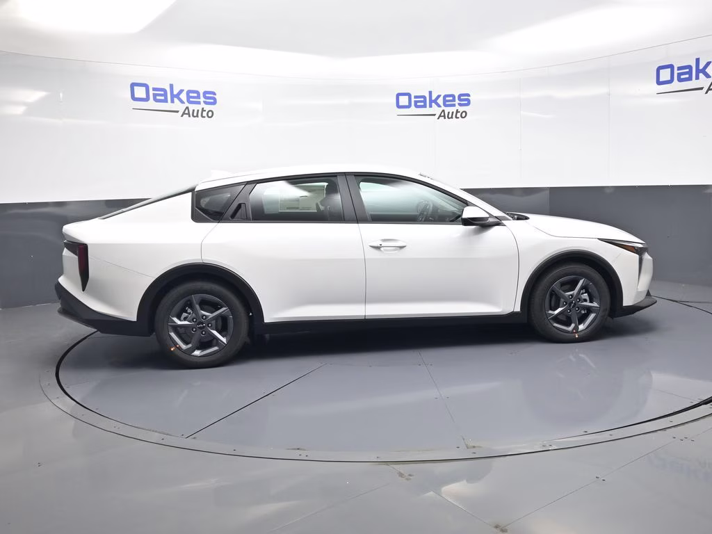 2026 Snow White Pearl Kia K4 LXS FWD Sedan