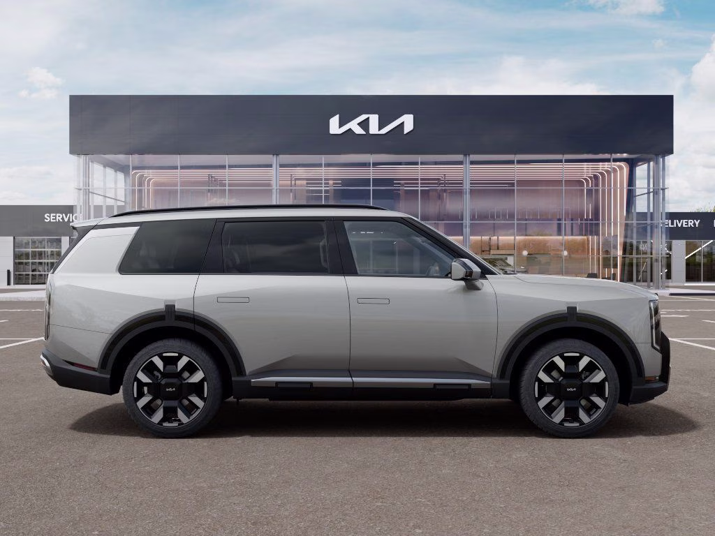 2027 Ivory Silver Kia Telluride S AWD SUV