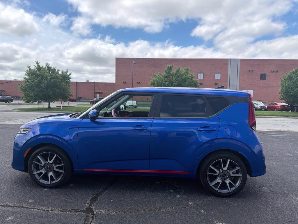 2022 Neptune Blue Kia Soul Turbo FWD Hatchback