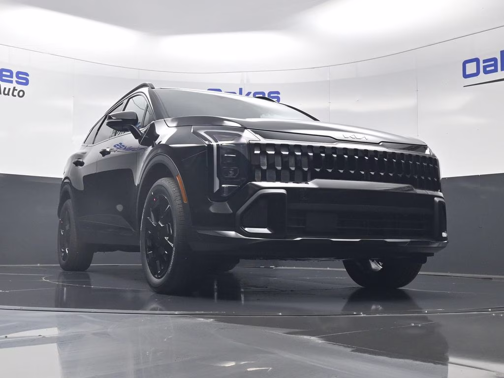 2026 Fusion Black Kia Sportage Hybrid X-Line AWD SUV