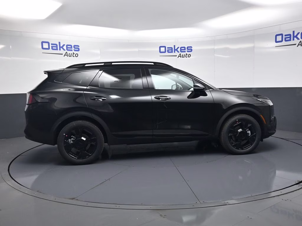 2026 Fusion Black Kia Sportage Hybrid X-Line AWD SUV