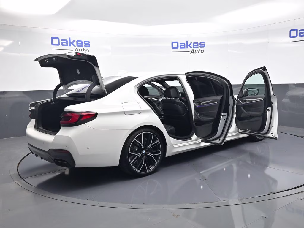 2023 Alpine White BMW 5 Series M550i xDrive AWD Sedan