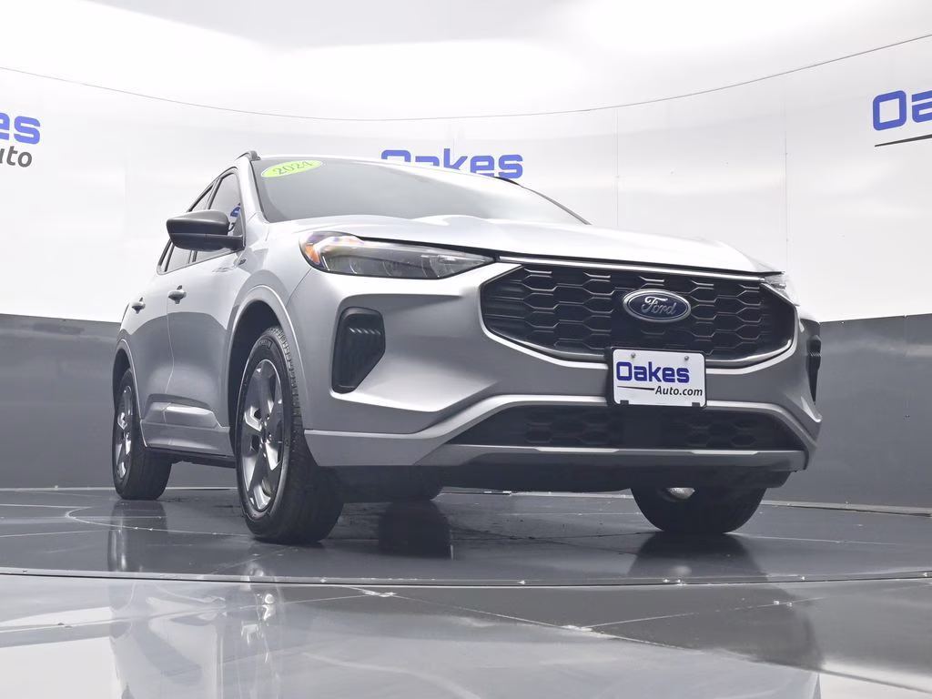 2024 Silver Metallic Ford Escape ST-Line FWD SUV
