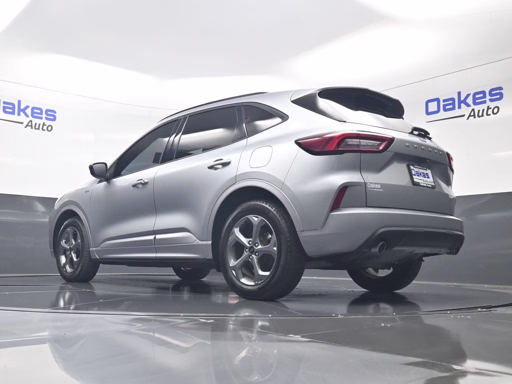 2024 Silver Metallic Ford Escape ST-Line FWD SUV