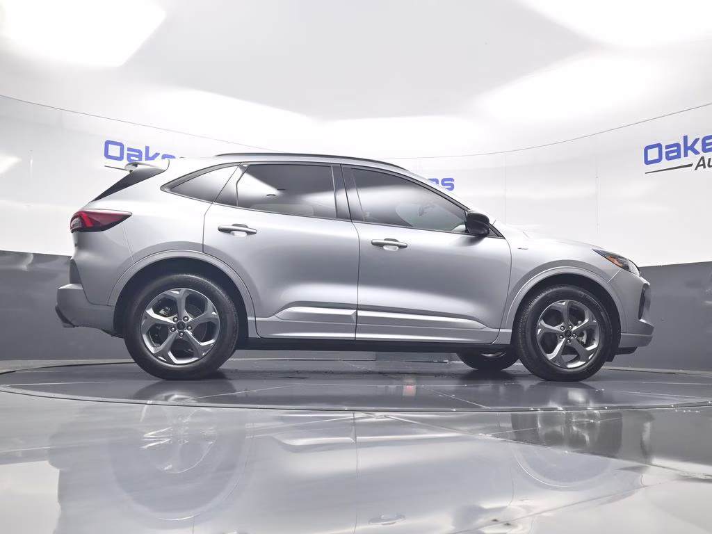 2024 Silver Metallic Ford Escape ST-Line FWD SUV