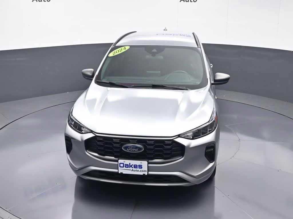2024 Silver Metallic Ford Escape ST-Line FWD SUV