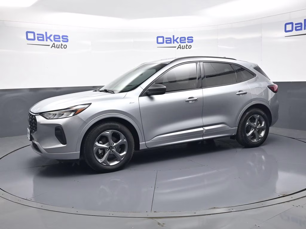 2024 Silver Metallic Ford Escape ST-Line FWD SUV