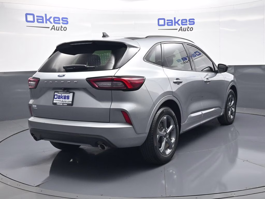 2024 Silver Metallic Ford Escape ST-Line FWD SUV