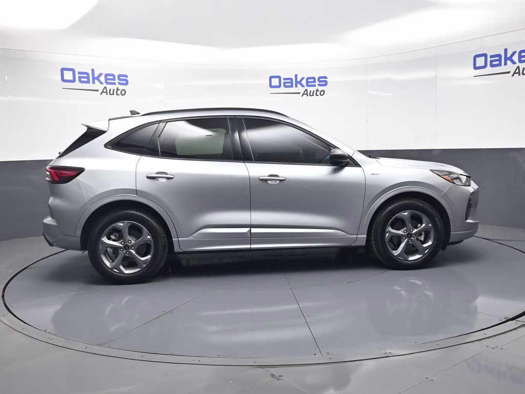2024 Silver Metallic Ford Escape ST-Line FWD SUV