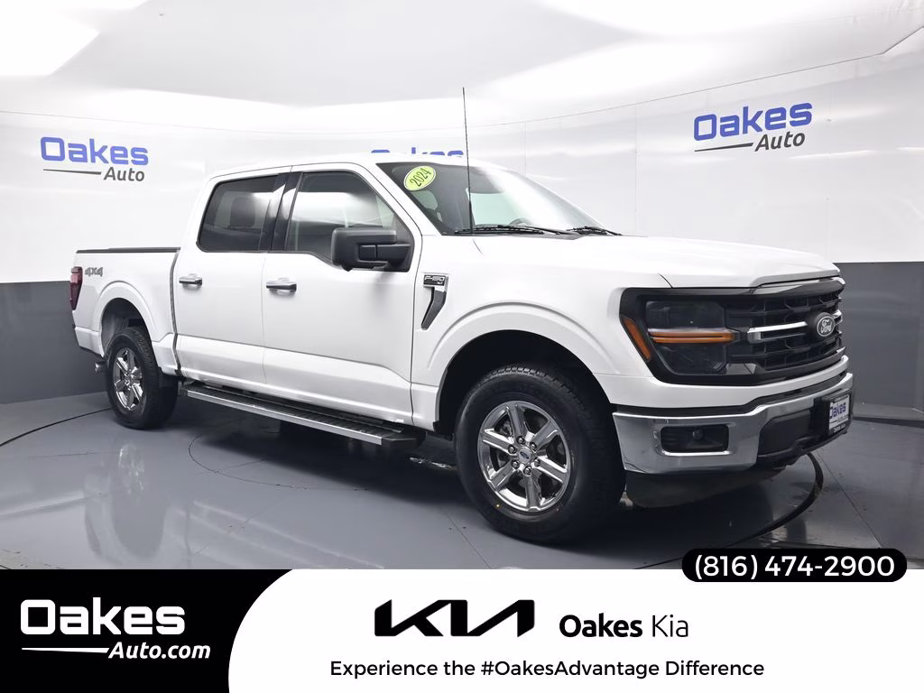 2024 Oxford White Ford F-150 XLT 4X4 Truck