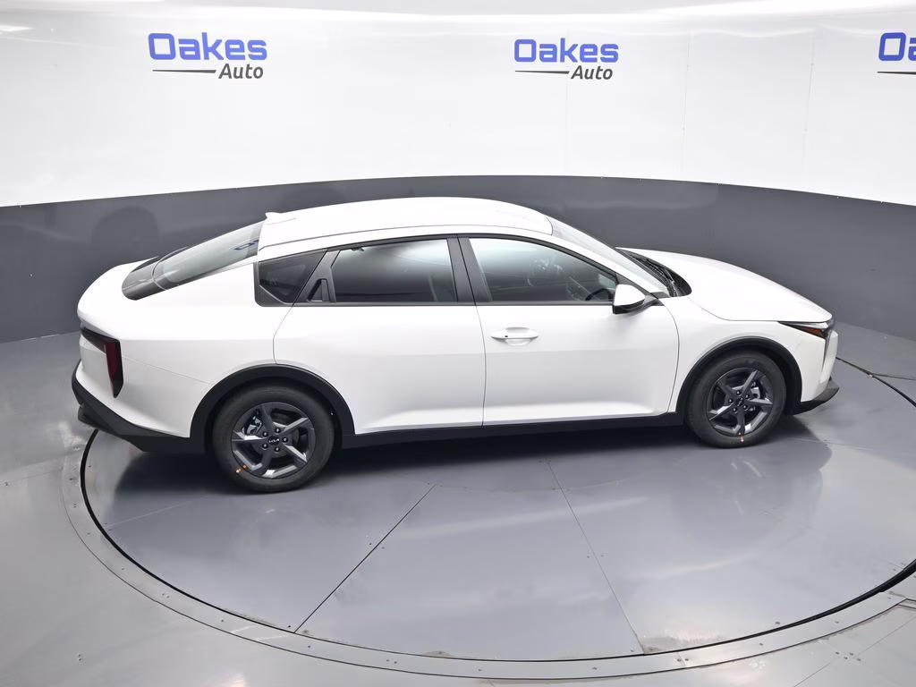 2026 Snow White Pearl Kia K4 LXS FWD Sedan