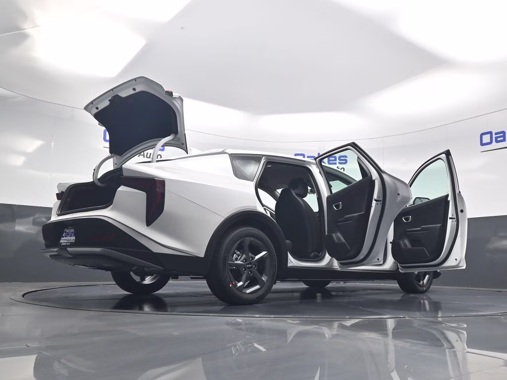 2026 Snow White Pearl Kia K4 LXS FWD Sedan