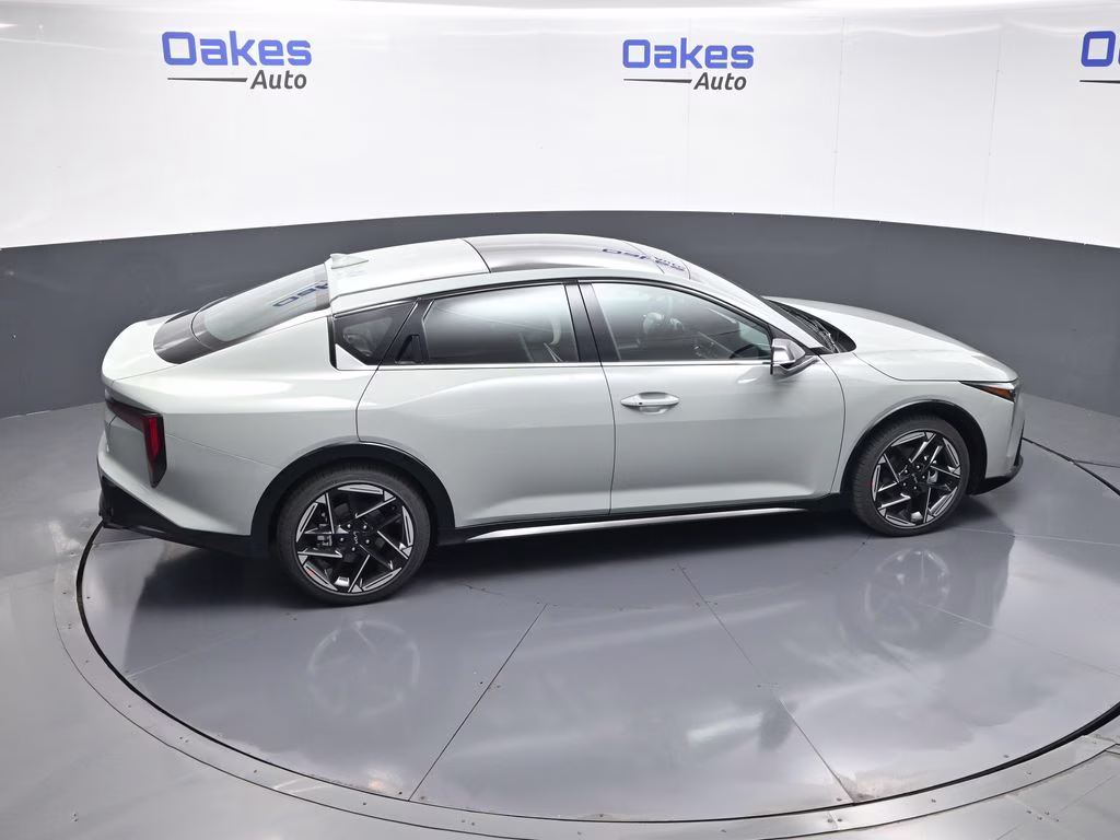 2026 Morning Haze Kia K4 GT-Line FWD Sedan