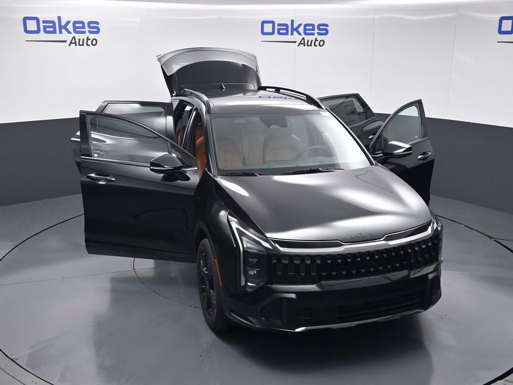 2026 Fusion Black Kia Sportage Hybrid X-Line AWD SUV