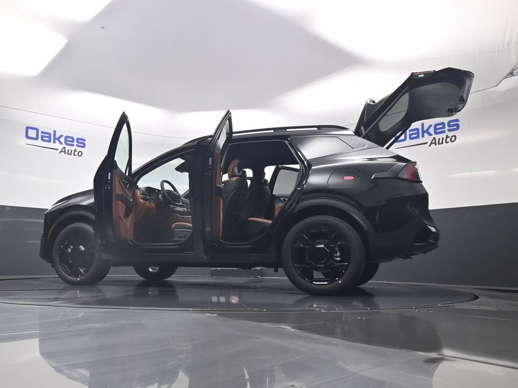 2026 Fusion Black Kia Sportage Hybrid X-Line AWD SUV