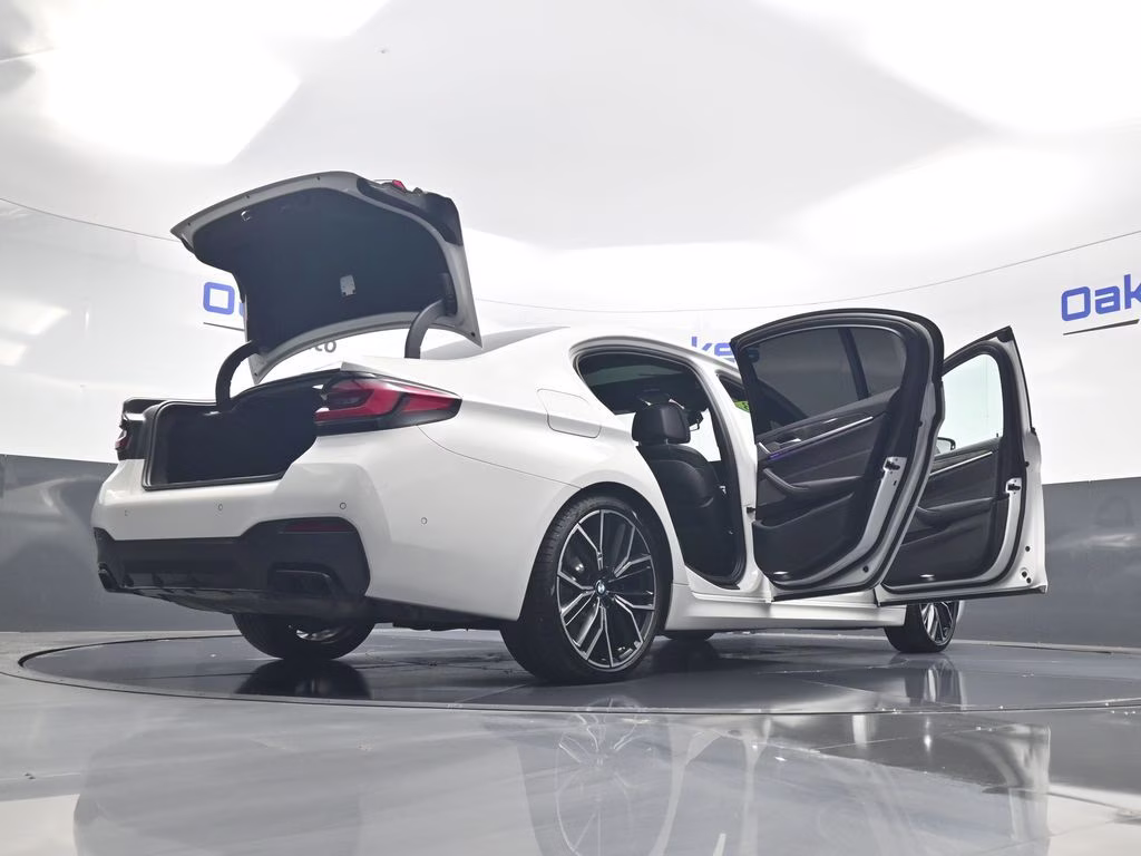 2023 Alpine White BMW 5 Series M550i xDrive AWD Sedan