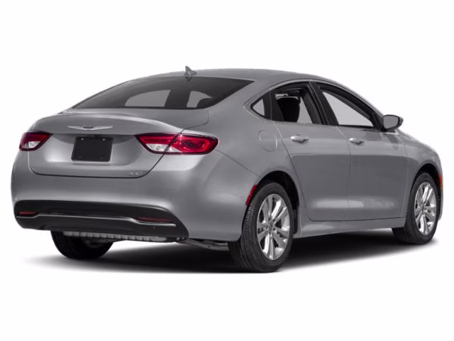 2015 Billet Silver Metallic Clearcoat Chrysler 200 Limited FWD Sedan