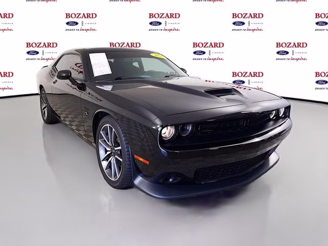 2023 Pitch Black Clearcoat Dodge Challenger R/T RWD Coupe