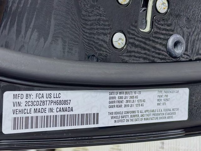 2023 Pitch Black Clearcoat Dodge Challenger R/T RWD Coupe