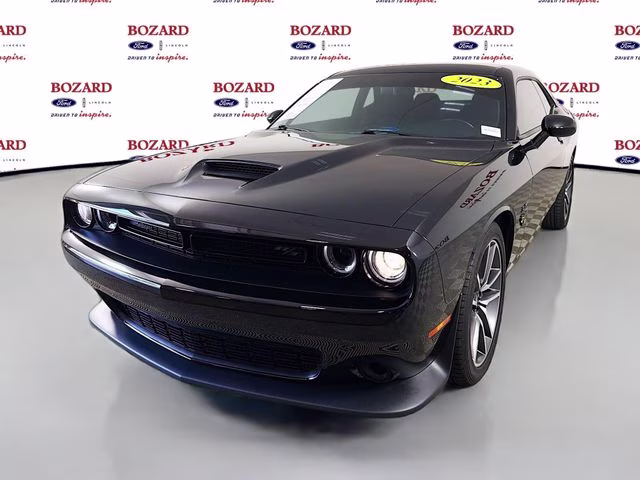 2023 Pitch Black Clearcoat Dodge Challenger R/T RWD Coupe
