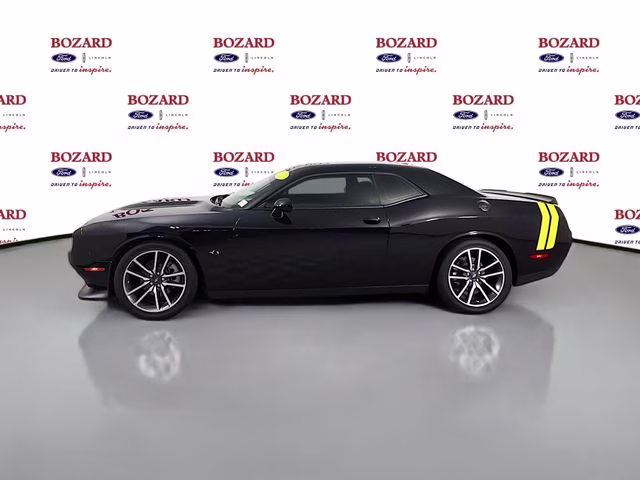 2023 Pitch Black Clearcoat Dodge Challenger R/T RWD Coupe