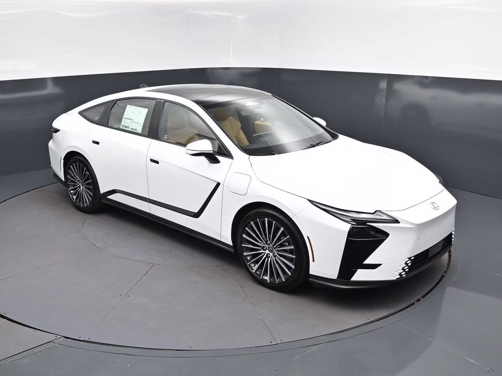 2026 Ultra White Lexus ES FWD