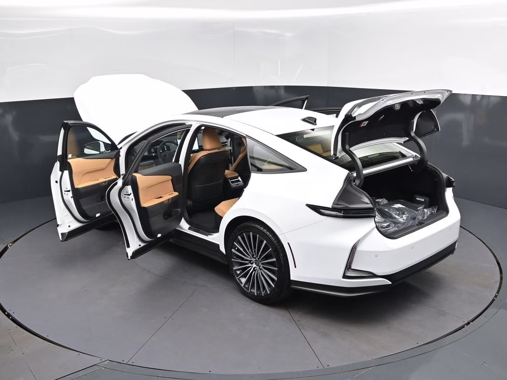 2026 Ultra White Lexus ES FWD