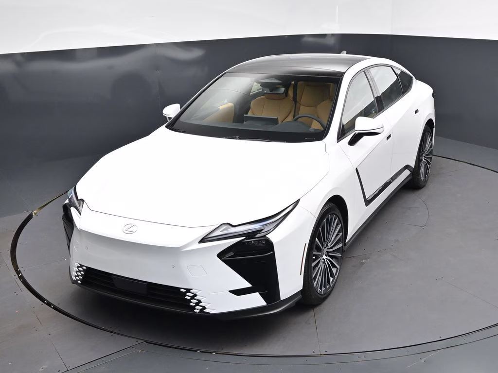 2026 Ultra White Lexus ES FWD