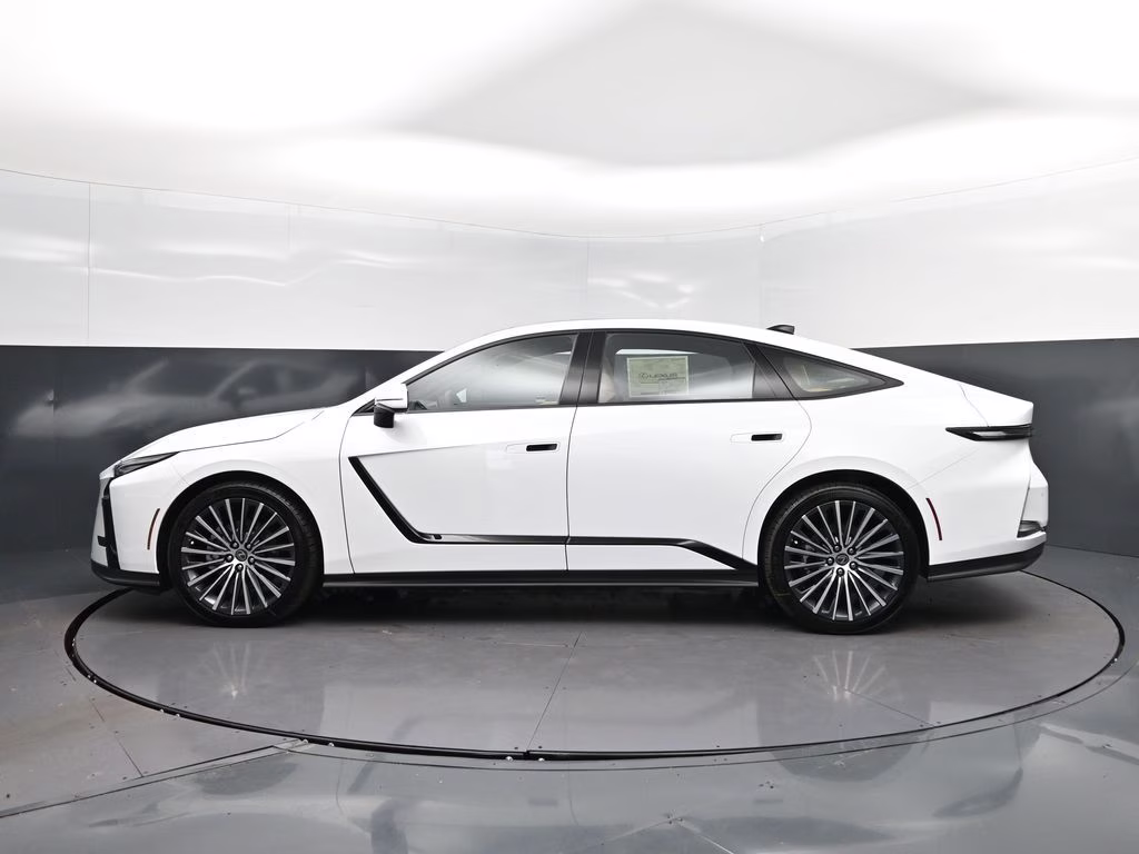 2026 Ultra White Lexus ES FWD
