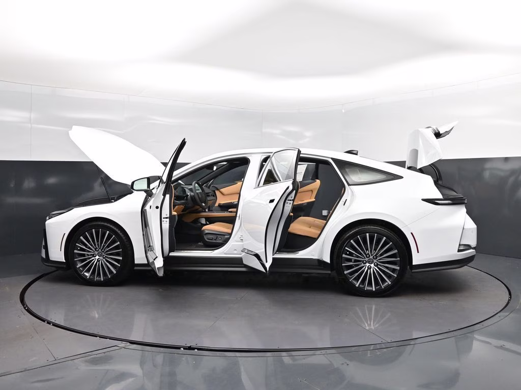 2026 Ultra White Lexus ES FWD