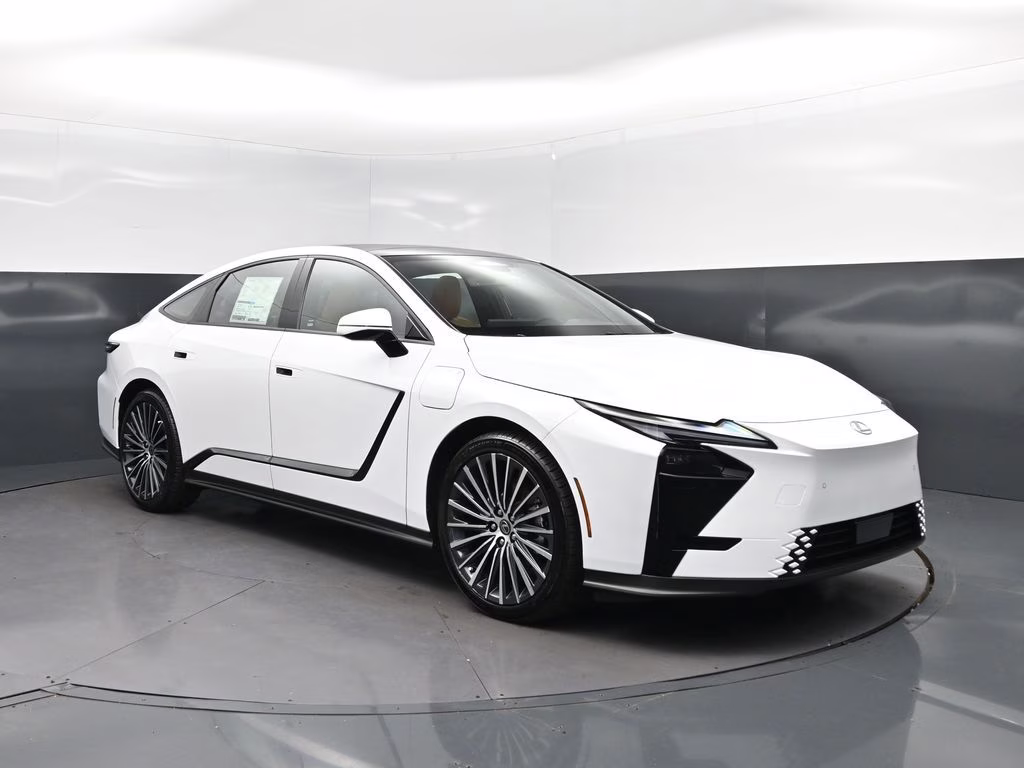 2026 Ultra White Lexus ES FWD