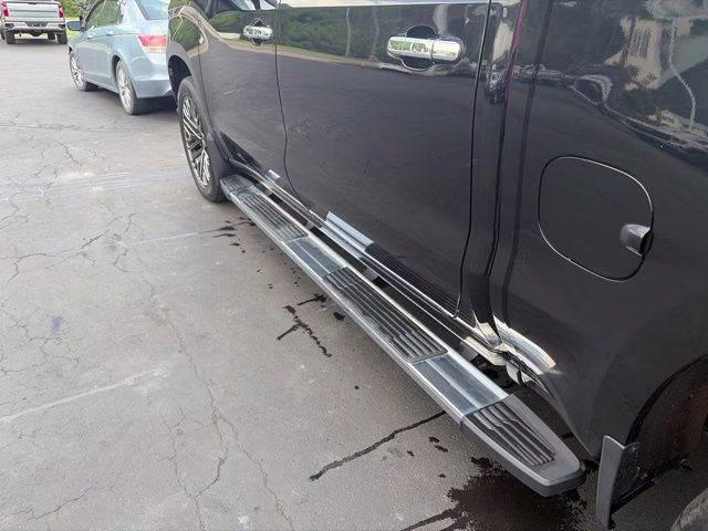 2020 Black Chevrolet Silverado 1500 High Country 4X4 Truck