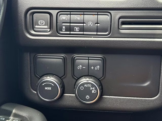 2024 Sterling Gray Metallic Chevrolet Tahoe LT RWD SUV