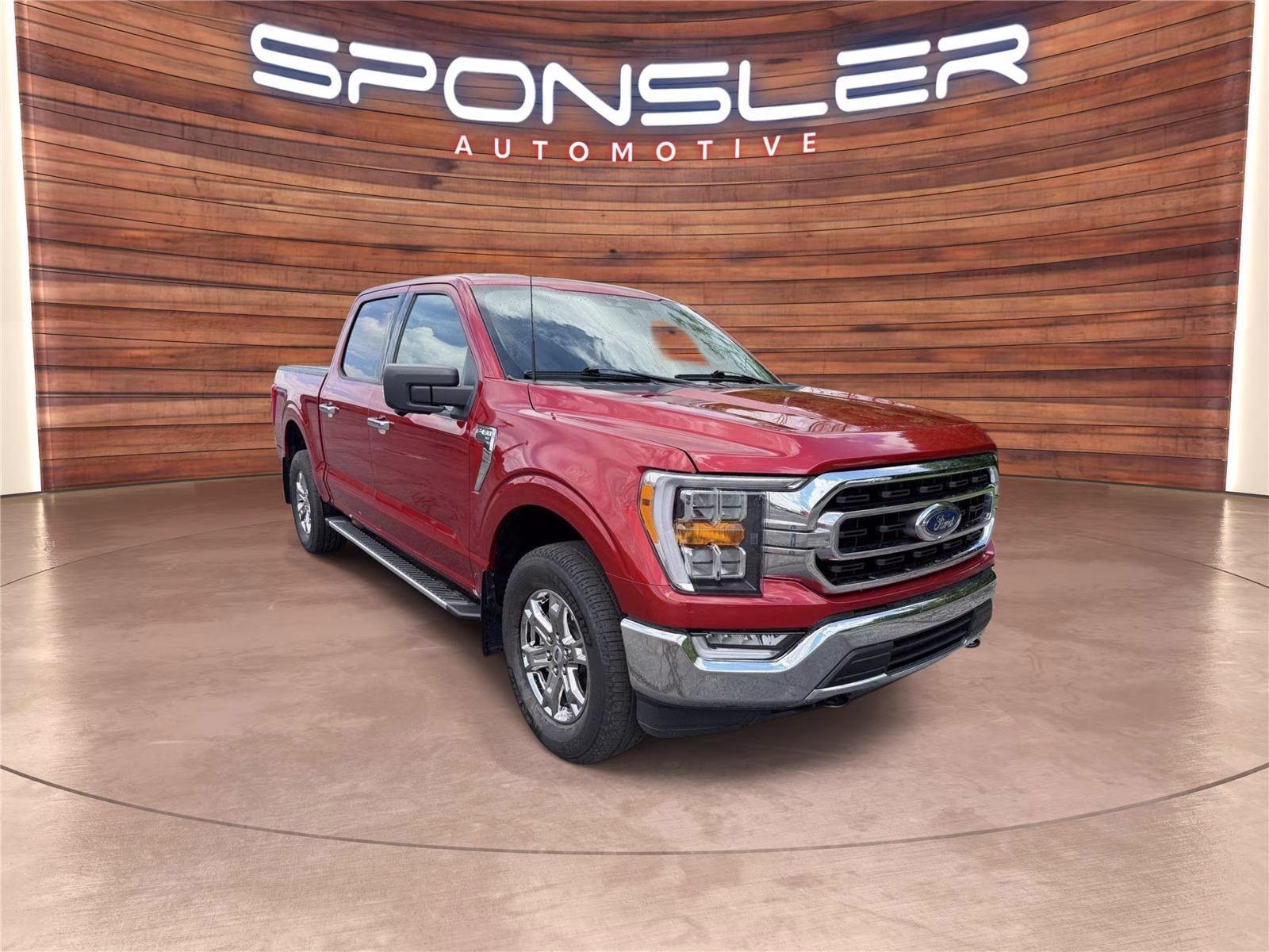 2023 Hot Pepper Red Metallic Tinted Clearcoat Ford F-150 XLT 4X4 Truck