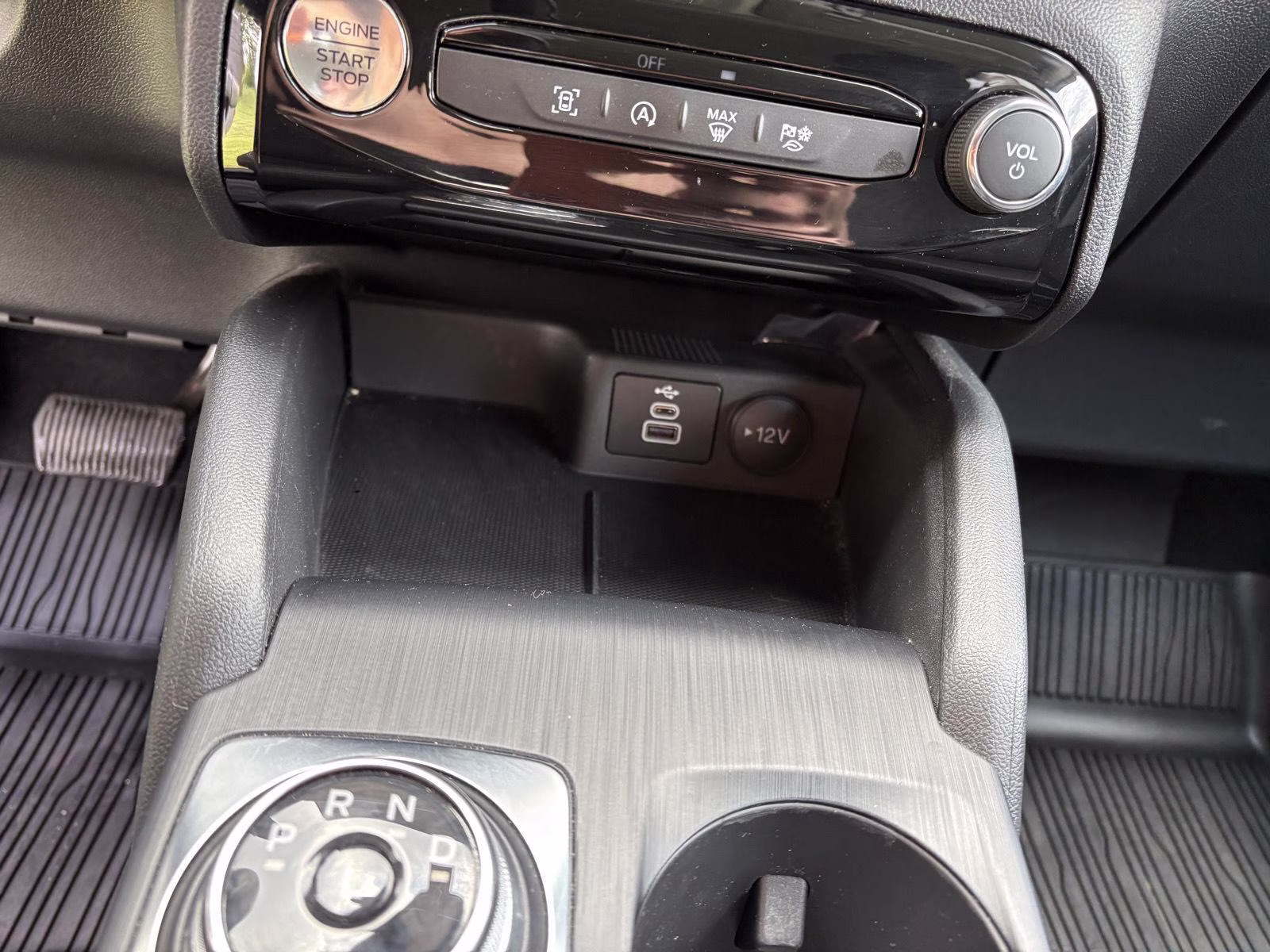 2024 Iconic Silver Ford Escape Active AWD Crossover
