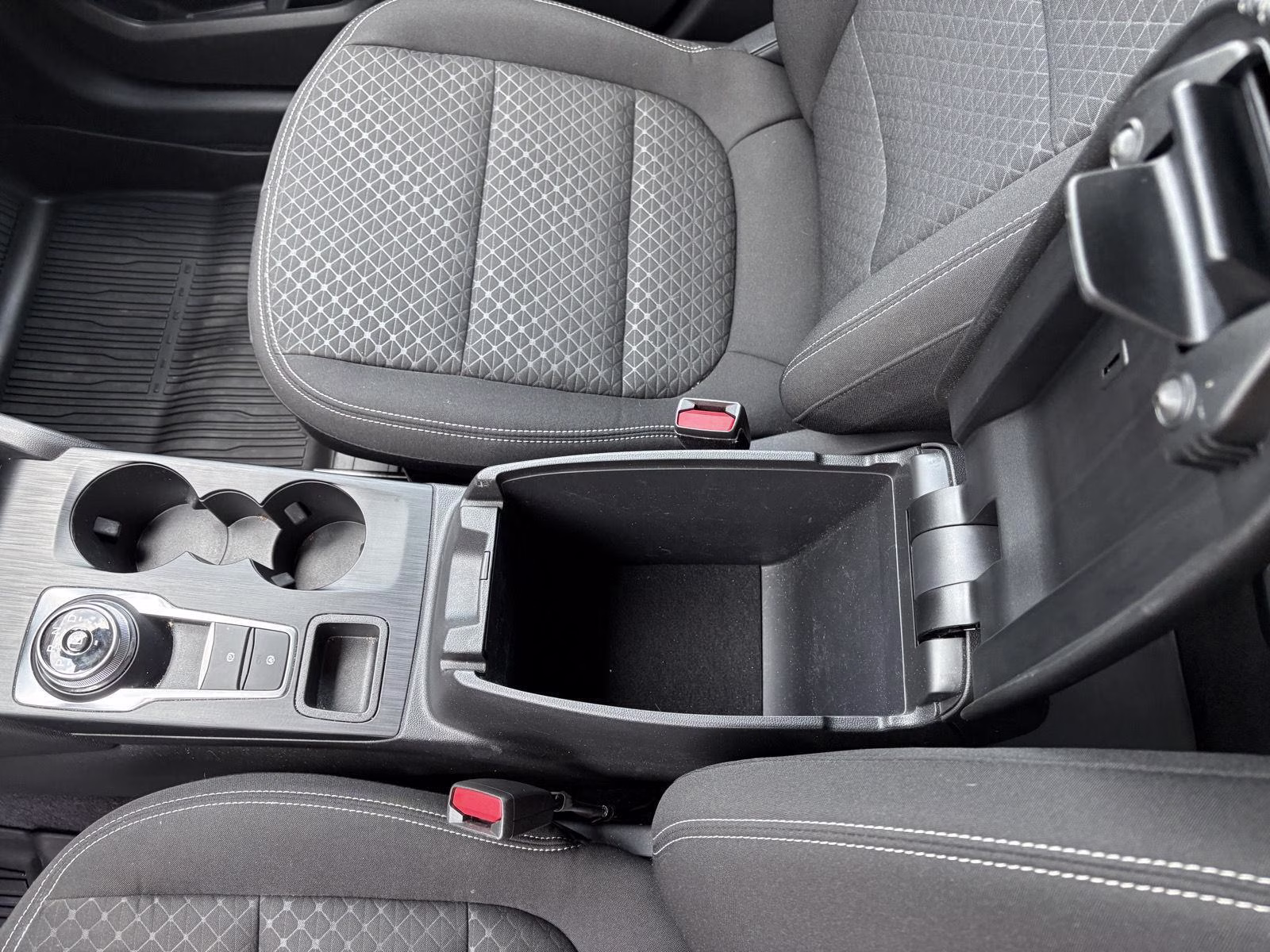 2024 Iconic Silver Ford Escape Active AWD Crossover