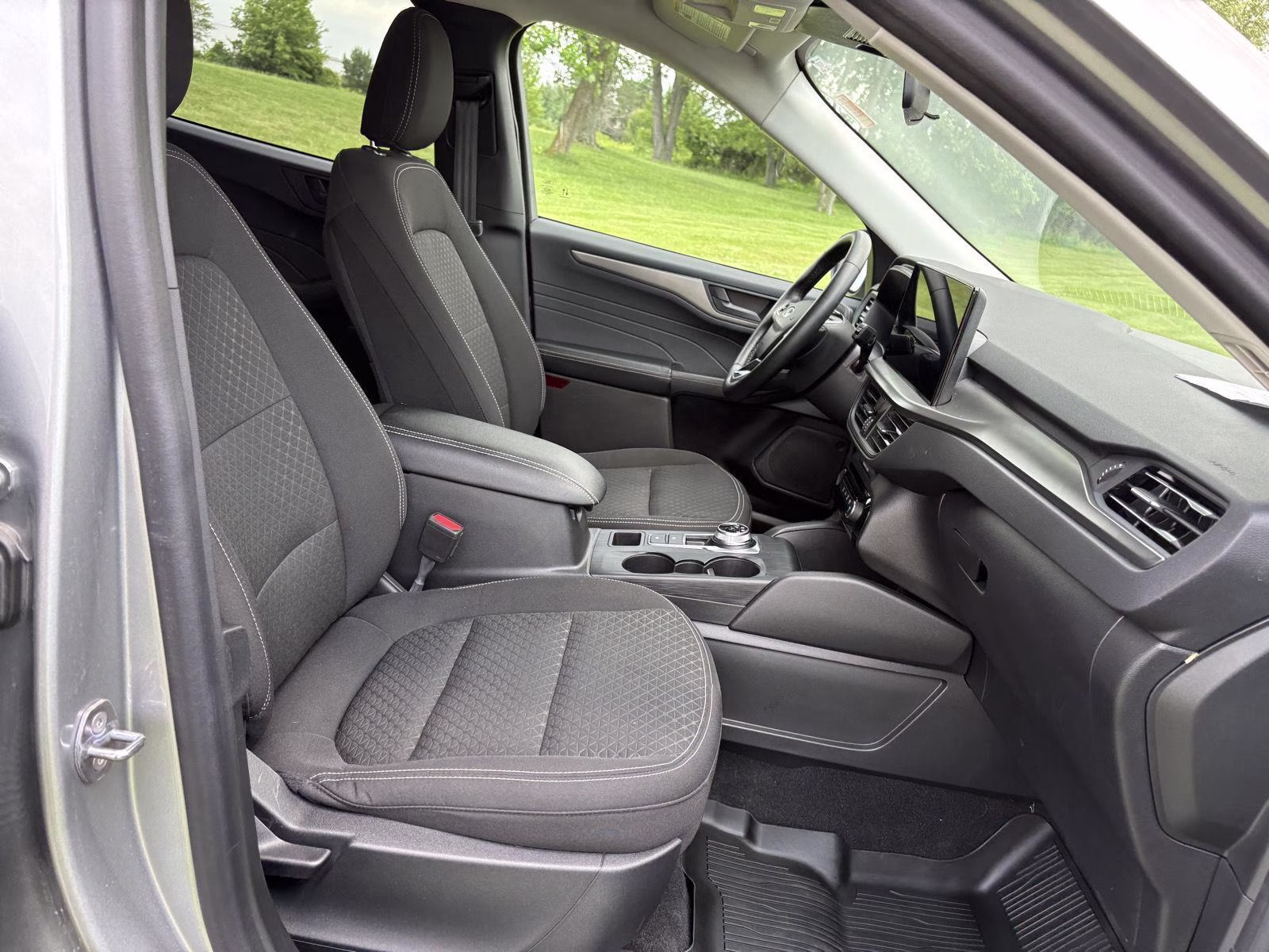 2024 Iconic Silver Ford Escape Active AWD Crossover