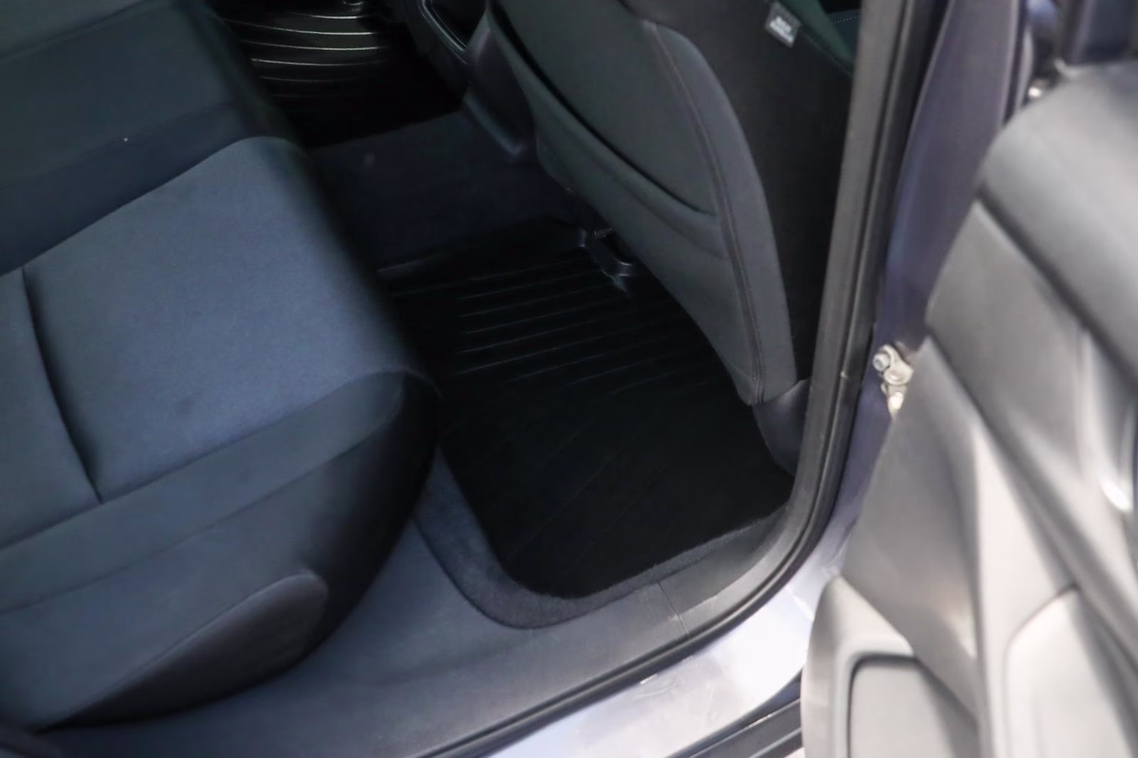 2019 Modern Steel Metallic Honda Accord Sedan LX 1.5T FWD Sedan
