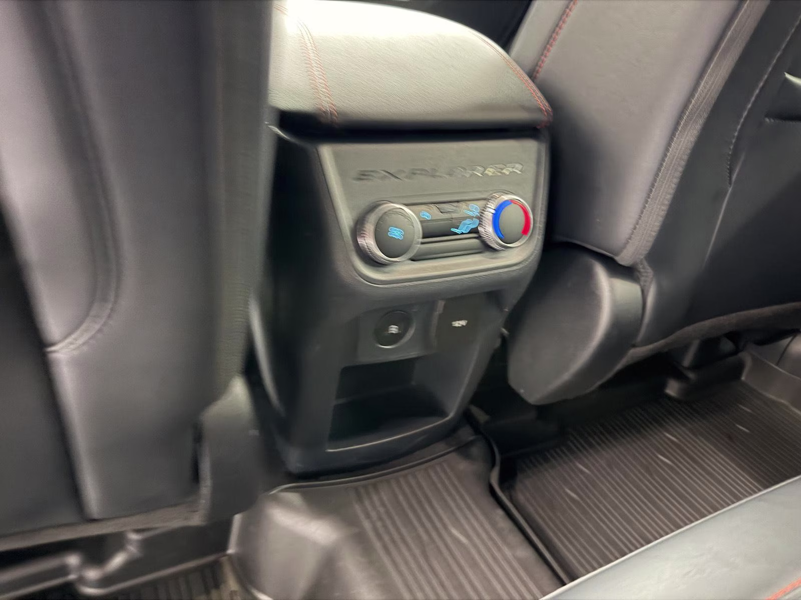 2025 Ford Explorer ST-Line 4X4 SUV