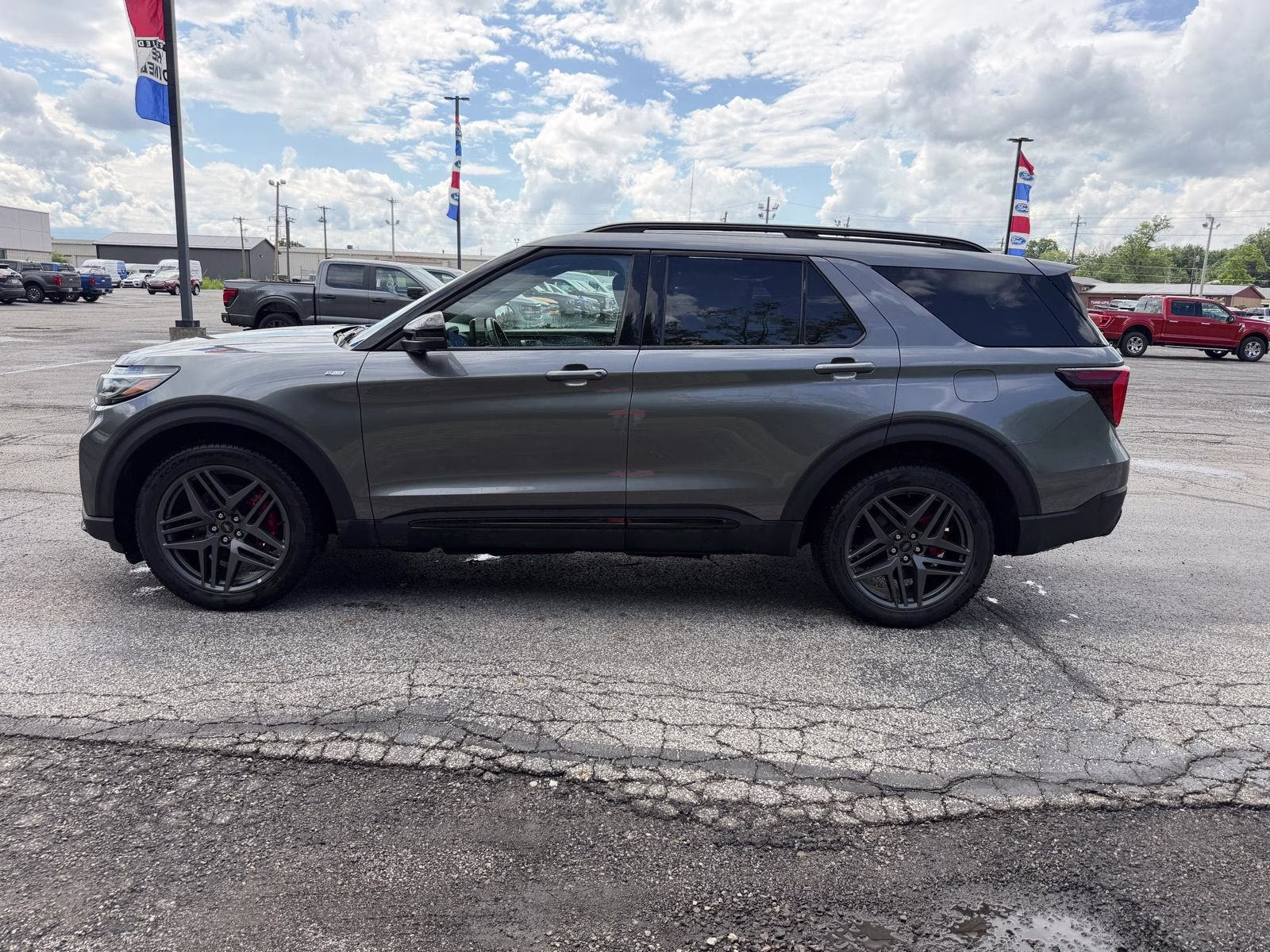 2025 Ford Explorer ST-Line 4X4 SUV