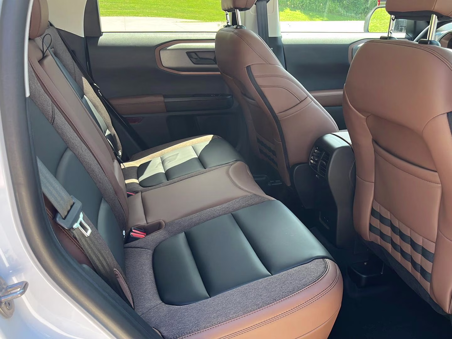 2026 Oxford White Ford Bronco Sport Outer Banks 4X4 SUV
