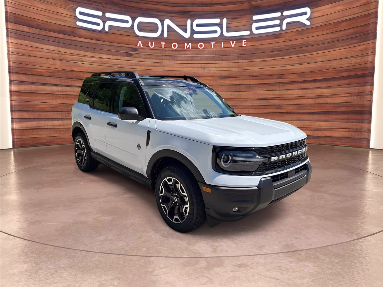 2026 Oxford White Ford Bronco Sport Outer Banks 4X4 SUV