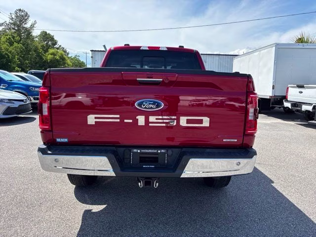 2022 Rapid Red Metallic Tinted Clearcoat Ford F-150 XLT 4X4 Truck