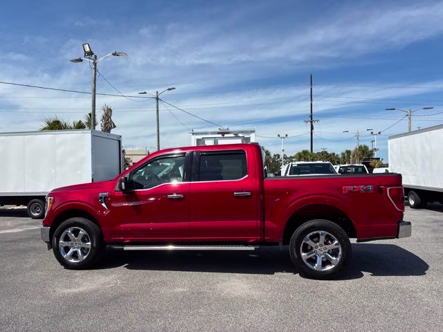 2022 Rapid Red Metallic Tinted Clearcoat Ford F-150 XLT 4X4 Truck