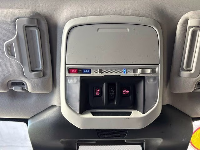 2023 Ice Silver Metallic Subaru Forester Premium AWD SUV