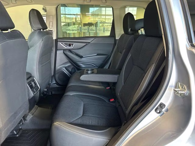 2023 Ice Silver Metallic Subaru Forester Premium AWD SUV