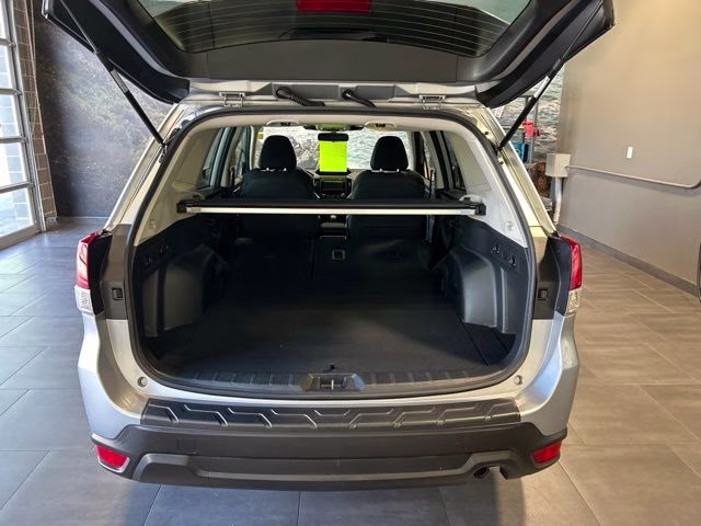 2023 Ice Silver Metallic Subaru Forester Premium AWD SUV