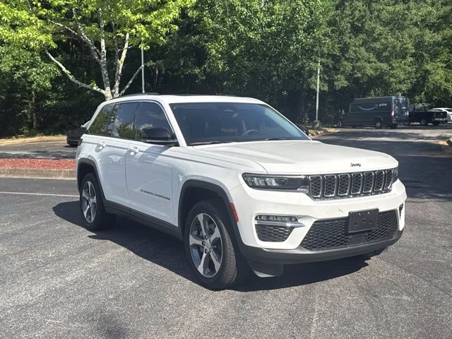 2023 Bright White Clearcoat Jeep Grand Cherokee 4xe 4xe 4X4 SUV