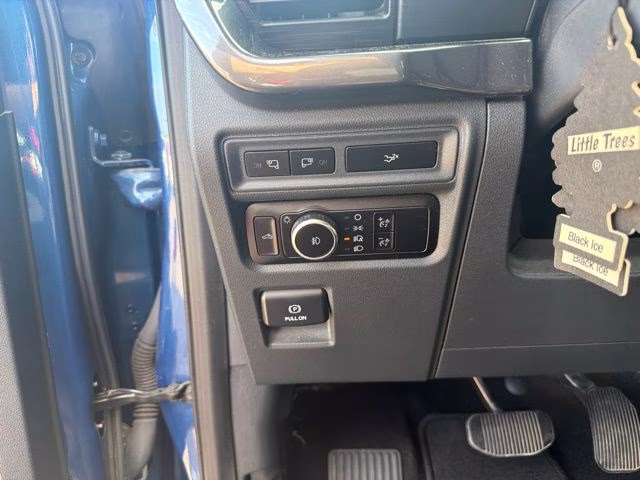 2023 Atlas Blue Metallic Ford F-150 XLT 4X4 Truck