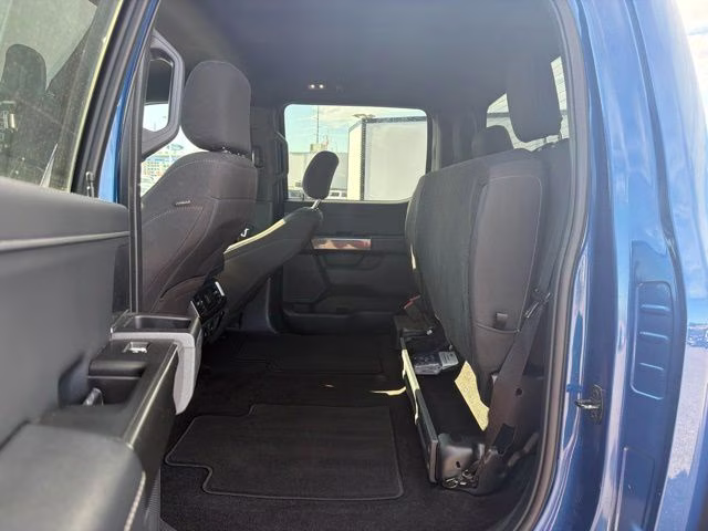 2023 Atlas Blue Metallic Ford F-150 XLT 4X4 Truck